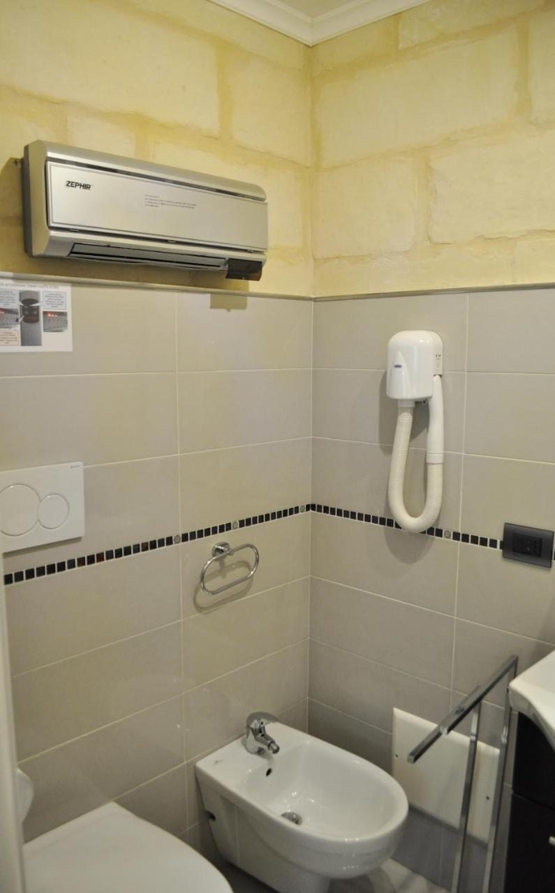 B&B Lecce Holidays Exteriör bild